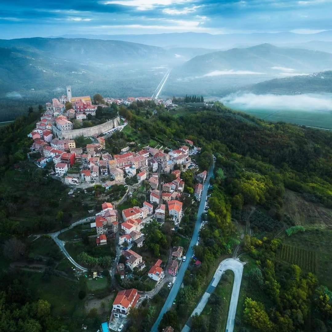 Motovun View Villa Luaran gambar